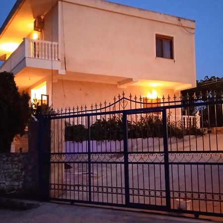 Arsen Apartments Sarandë Exteriér fotografie